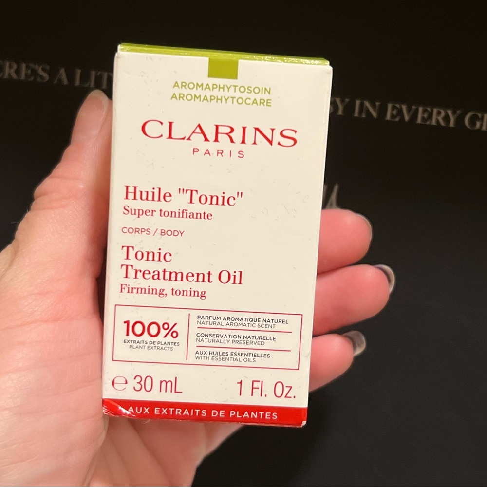Clarins oil